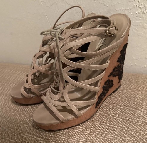VALENTINO GARAVANI NUDE LEATHER CAGE LACE WOODEN LACE WEDGES SANDALS 39