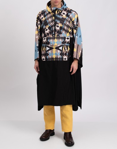 Poncho grafico Navaho RRP €835 MARCELO BURLON CONTEA DI MILANO taglia M con cappuccio