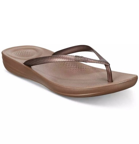 FitFlop Women's Solid IQUSHION Ergonomic FLIP Flops  Bronze  Sz_9_Bronze SKU0150
