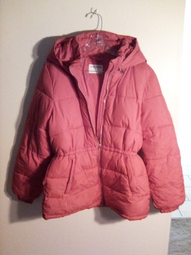 amazon essentials puffer jacket