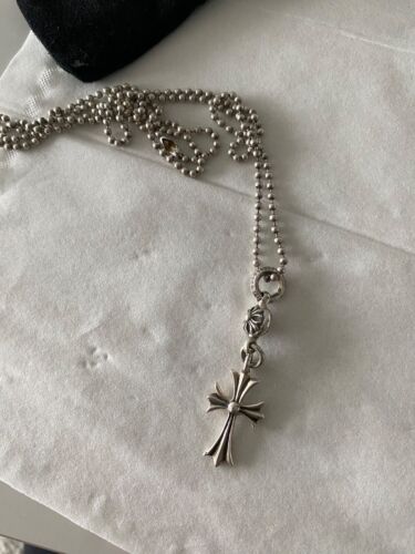 CHROME HEARTS Collana con ciondolo croce classica cuori cromati CH in argento 925