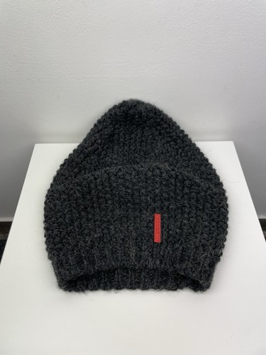 CAPPELLO BERRETTO PRADA LUNA ROSSA LOGO BOUCLE MAGLIA GRIGIO LANA TAGLIA UNICA