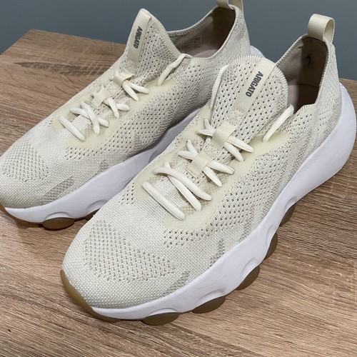 Axel Arigato Apex Flash Runner   Men 10.5   Beige   Excellent