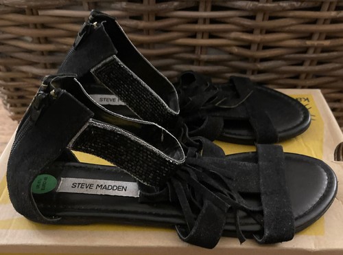 Nuovi sandali Steve Madden Audree scamosciati frange piatte cinturino neri taglia 6 5