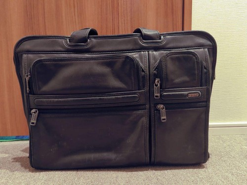 TUMI 96114D4 Business Bag Briefcase Leather Black 84613c