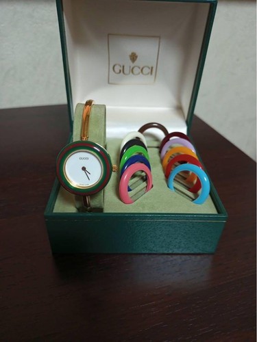 Orologio GUCCI Change Bezel Donna Quarzo Argento Condizioni Pulite