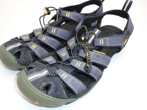 Keen CNX Closed Toe Hiking Sandals Gray Green 1008771 Women’s Size 8