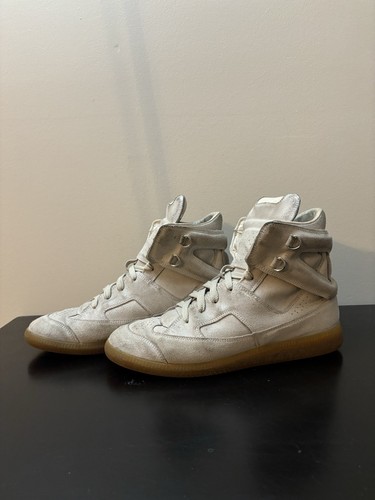 MAISON MARGIELA (REPLICA) Maison Margiela GAT Replica Hi Top Suede Sneakers
