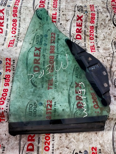 MERCEDES BENZ SL R231 AMG REAR RIGHT TRIANGLE WINDOW GLASS A2316700206