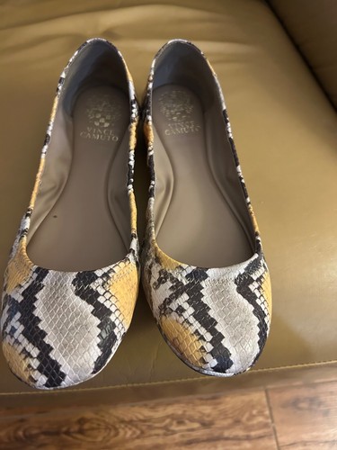 Vince Camuto ETHEDA Snakeskin Leather Womens 10 Flats Comfort Shoes