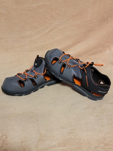 NOTHING NEW New Balence Kids Sandals SzG6 NWOB
