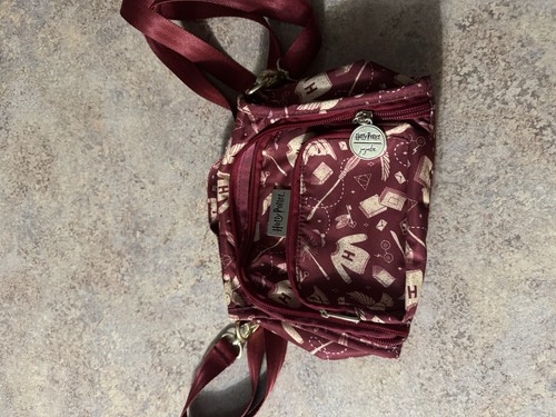 Jujube Hogwarts Essentials Mini Helix Harry Potter purse Bag   Red Broom