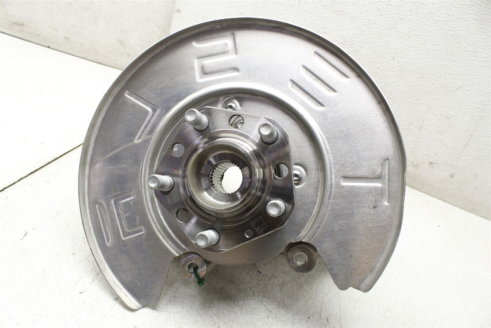 2024 Tesla Model Y Rear Right Passenger Side Suspension Spindle Knuckle 20 24
