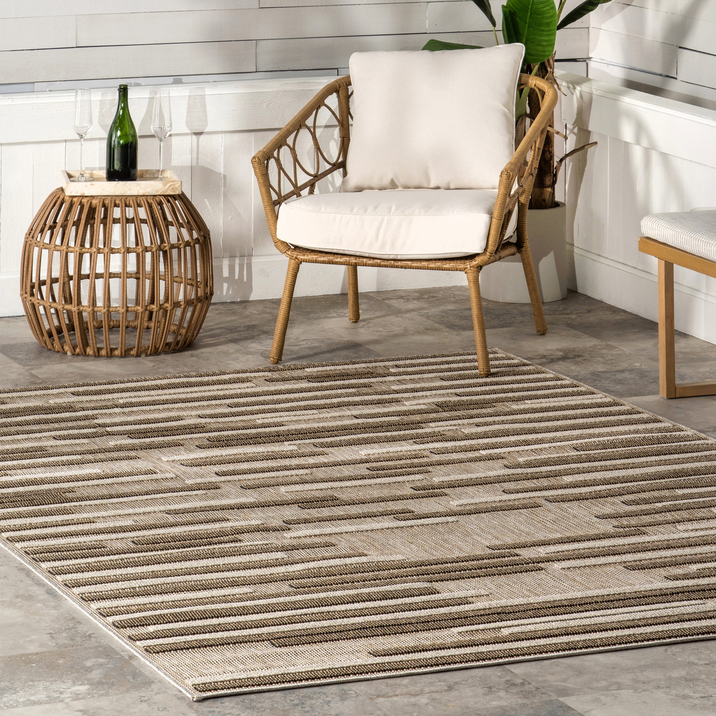 2158 nuLOOM Shana Neutral Striped Indoor Outdoor Area Rug