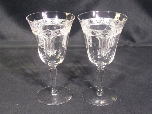 Glastonbury Lotus Martha Water Goblet Set of 2
