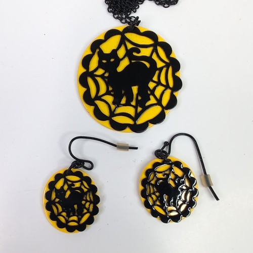 Avon Black Cat Halloween Necklace And Earrings Spider Web New