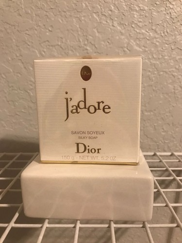 CHRISTIAN DIOR J'ADORE SAPONE DI SETA 150 G 5 2 OZ. Nuovo con scatola sigillato nuovo