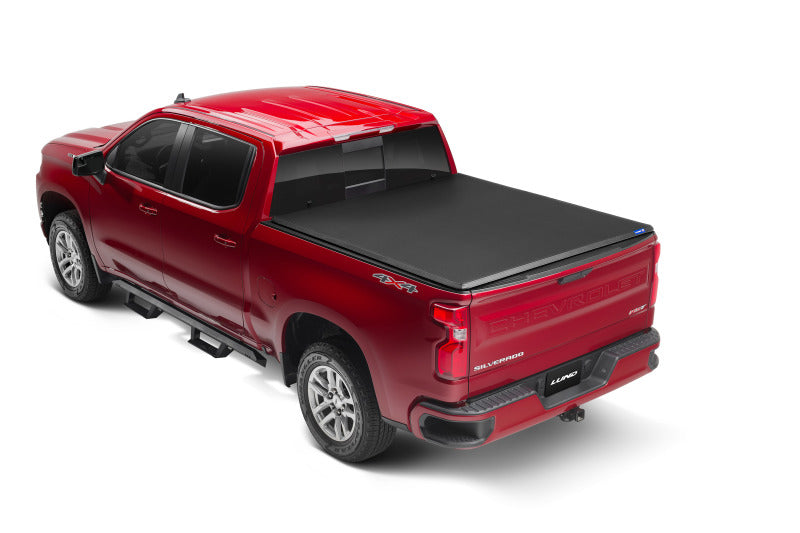 Lund 99 07 Chevy Silverado 1500 (6.5ft. Bed) Genesis Tri Fold Tonneau Cover   Black