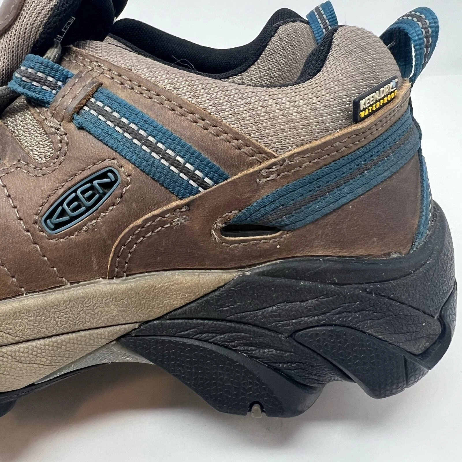 Keen Hiking Boots Women's Size 7.5 Brown Leather Targhee II