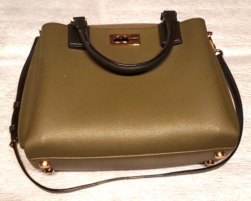 CHARLES & KEITH CHARLES and KEITH Handbag  detachable Shoulder strap  Never Used  R Desc