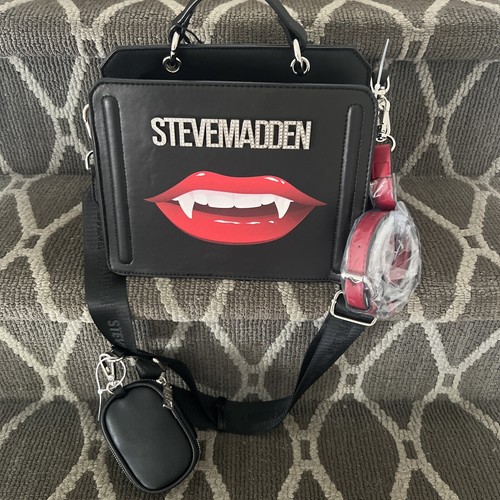 STEVE MADDEN Bevelyhn Crossbody Satchel Vampire Lips Halloween Purse Handbag