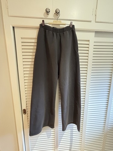 Felpa Kanye west Yeezy gap balenciaga nera piccola