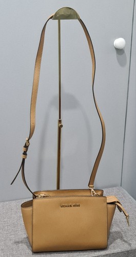 Borsa a tracolla Michael Kors Selma Mini Messenger Saffiano in pelle marrone immacolata