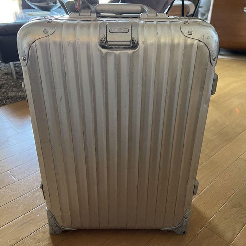 RIMOWA Silver Aluminum 2 Wheel Suitcase Carry On