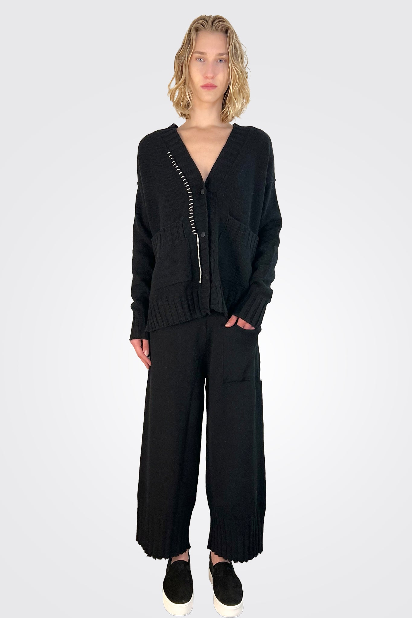 SERIE NUMERICA Cashmere Ribbed Bottom Trousers   Black